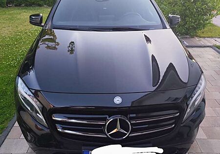 Mercedes-Benz GLA 200 GLA Diesel (CDI) d