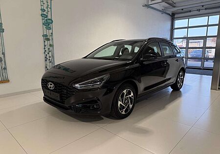 Hyundai i30 Go 1.5 DPI 71 kW (97 PS) 5 Jahre Garantie ! Rad...