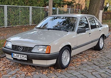 Opel Rekord 2,2 Touring, neuwertiger "Sleeper", 195 PS, H-Zul.