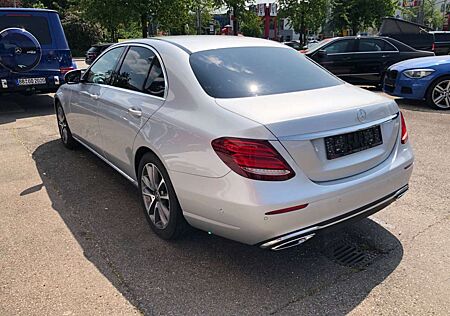 Mercedes-Benz E 300 d/NAVI/T,LEDER/SHD/LED/KAMERA/Totwinkel