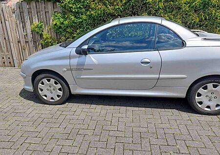 Peugeot 206 CC 110 Platinum