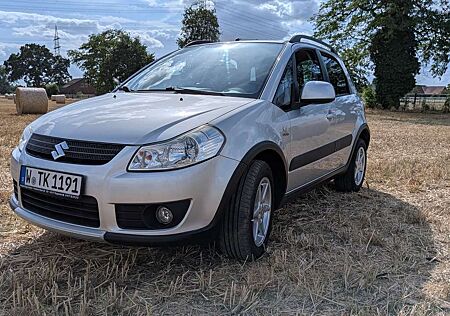 Suzuki SX4 Club