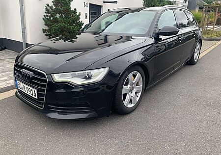 Audi A6 Avant 2.8 V6 Allrad Autom Leder AHK Winterräder