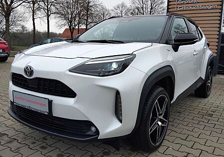 Toyota Yaris Cross Hybrid Black & White, LED*Navi*18"Alu*Dach schwarz