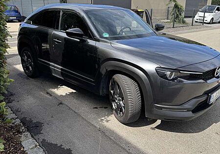 Mazda MX-30 e-SKYACTIV FIRST EDITION