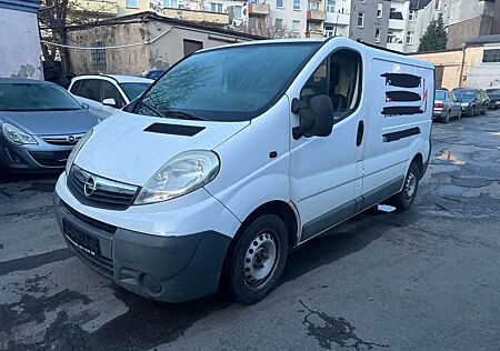 Opel Vivaro Kasten L1H1 2,7t*Bremse + Reifen NEU*6 Gang*