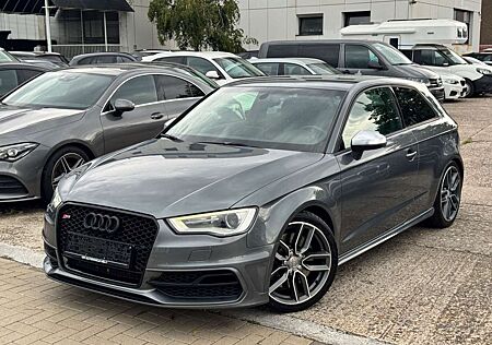 Audi S3 2.0 TFSI quattro S-Tronic/H&R/Xenon/Alcantara