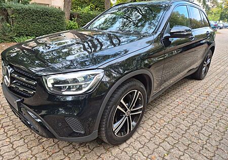 Mercedes-Benz GLC 300 GLC 300 d 4Matic 245PS 9-GANG AUT. 21799NETTO