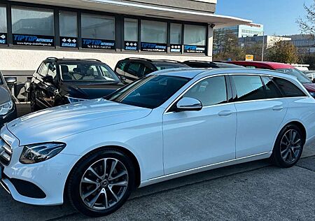 Mercedes-Benz E 220 d T-Modell*NAVI*MULTI-BEAM*AHK*KAMERA*