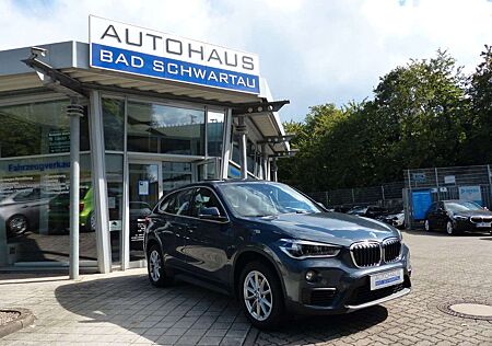 BMW X1 sDrive18i Advantage Aut.,Pan.-dach,Heckträger