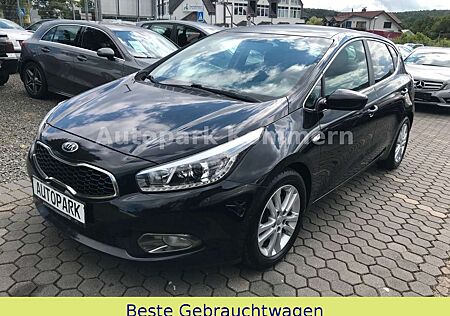 Kia Cee'd Ceed / Ceed Dream Team*TÜV 04.2025*