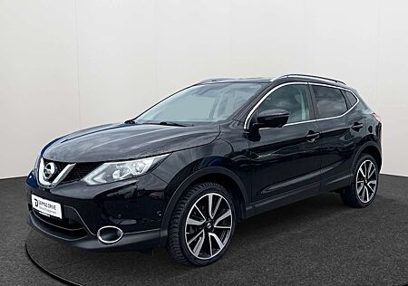 Nissan Qashqai 4x4 1,6 dCi Tekna Panorama Abn.AHK