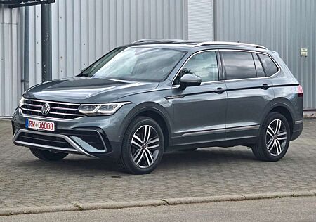 VW Tiguan Allspace Volkswagen Elegance 4Mot/MATRIX/AHK/7SITZE