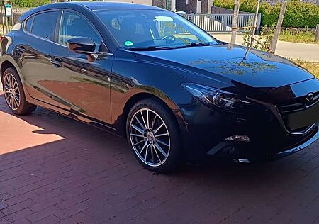 Mazda 3 Centerline, Unfallfrei, Sitzhzg, Bi-Xen, 8-fach