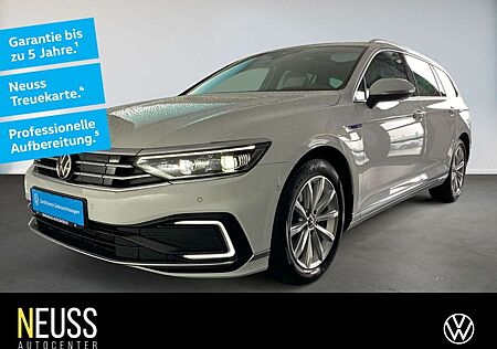 VW Passat Variant Volkswagen GTE 1.4 TSI DSG R-Line +PANO+NAVI