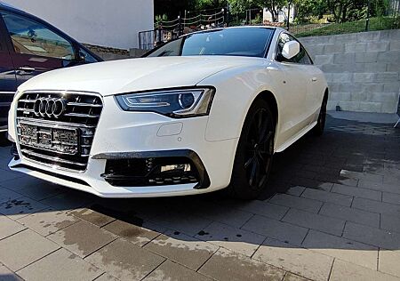 Audi A5 3.0 TDI DPF quattro S tronic