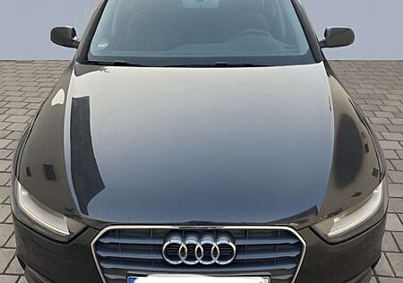 Audi A4 Multitronic Attraction 2.0 TDI