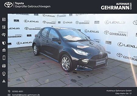 Toyota Yaris Club *CarPlay*HUD*