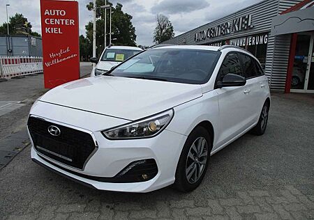 Hyundai i30 cw 1.6 CRDI YES! Plus