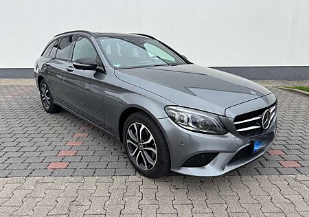 Mercedes-Benz C 220 Burmester; Panoramadach; Distronic; LED; 8xAlu