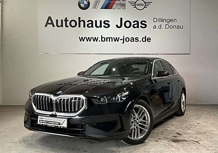 BMW 550 e xDrive Autobahnassistent, Fahrwerk Professional,