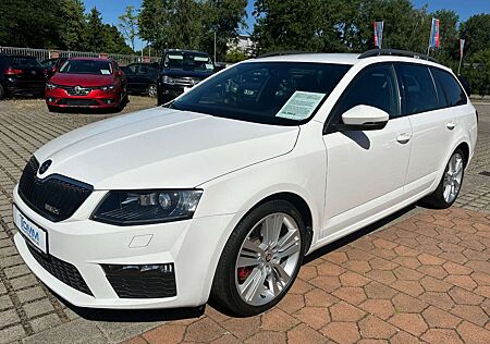 Skoda Octavia Combi 2.0 TDI RS DSG / XENON / STANDHEIZ