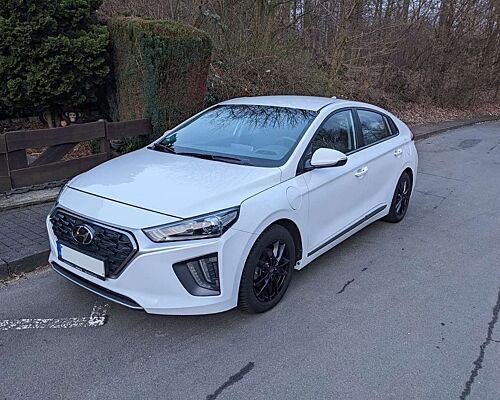 Hyundai IONIQ IONIQ Plug-in-Hybrid Plug-in-Hybrid 1.6 GDI Trend - AHK & Garantie