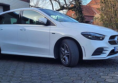 Mercedes-Benz B 250 e 8G-DCT AMG Line - Vollausstattung, AHK