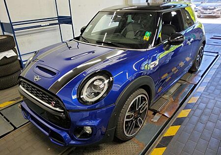 Mini Cooper S Aut. PANO LEDER HARMAN-KARDON KEYLESS