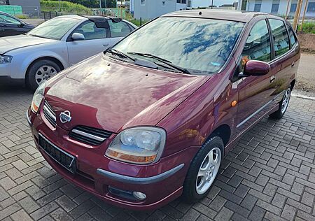 Nissan Almera Tino Basis