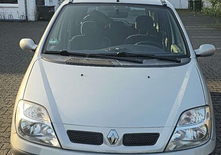 Renault Scenic RX4 2.0 16V