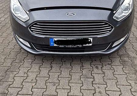 Ford Galaxy Titanium