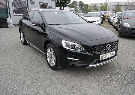 Volvo V60 Cross Country Summum 4x4*Pano*Leder*Automatik