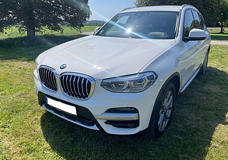 BMW X3 xDrive30d xLine HUD KeylessGo AHK Automatik