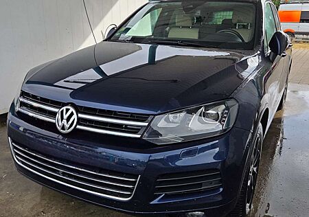 VW Touareg Volkswagen 3.0 V6 TDI Blue Motion DPF Autom Exclusive