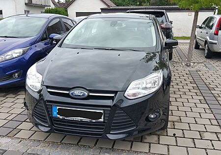 Ford Focus 1.0 EcoBoost Start-Stopp-System SYNC Edition