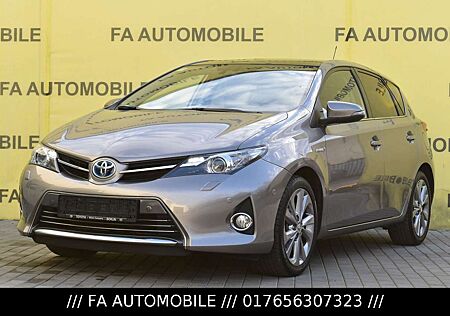 Toyota Auris Hybrid Executive/NAVI/PANORAMA/PDC/SHZ/ALU