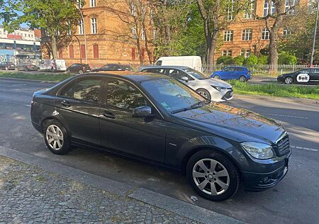 Mercedes-Benz C 220 CDI DPF BlueEFFICIENCY Elegance