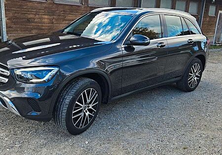 Mercedes-Benz GLC 300 gebraucht kaufen Mercedes-Benz GLC 300 de 4Matic 8fach ,19Zoll,HuD,Business-Pak
