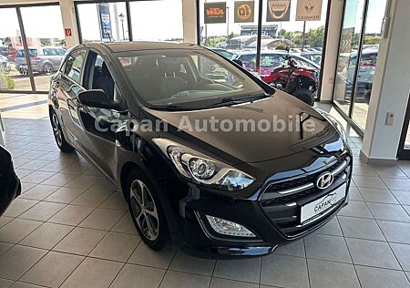 Hyundai i30 blue Trend 1.Hand/Scheckheft/Klima/SHZ/EURO6