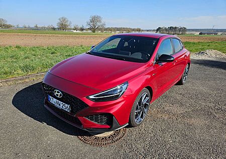 Hyundai i30 1.5 T-GDI Fastback 48V-Hybrid DCT N-Line