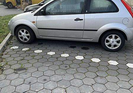 Ford Fiesta 1.4 Ghia