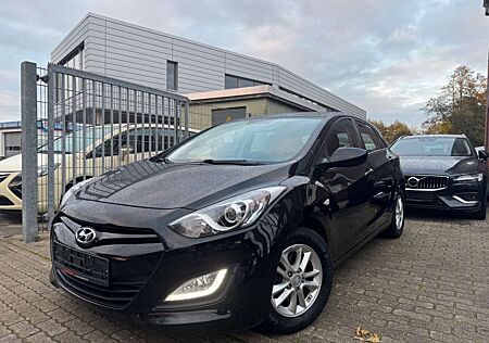Hyundai i30 FIFA World Cup Edition FRIESPRECH SITZHEIZUN
