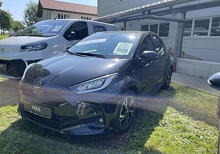 Toyota Yaris Hybrid Teamplayer *Comfort-,Safety-Paket*