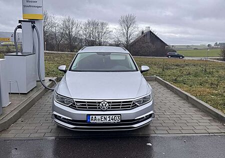 VW Passat Variant Volkswagen 2.0 TDI DSG (BlueMotion Technology) Highline