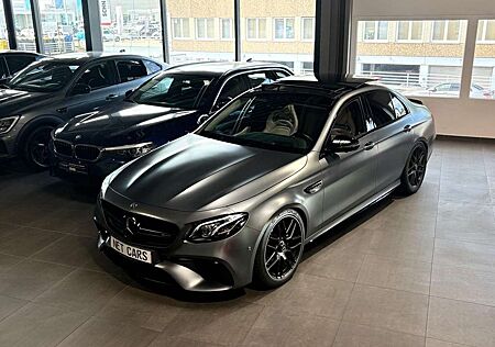 Mercedes-Benz E 63 AMG AMG E63 4M+PERFORMANCE-SITZ+CARBON+PANORAMA+VOLL