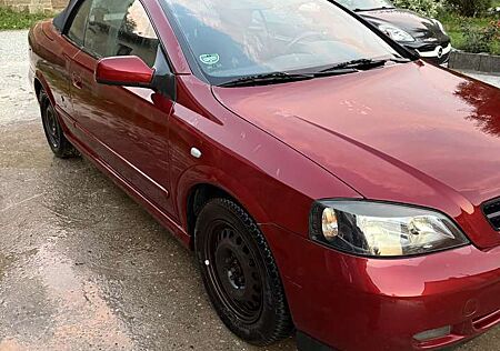 Opel Astra Cabrio 1.6 16V Linea Rossa