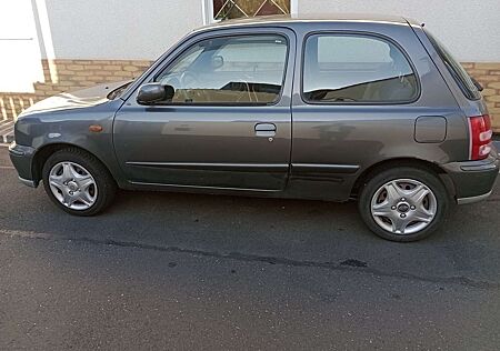 Nissan Micra 1.0 Fresh