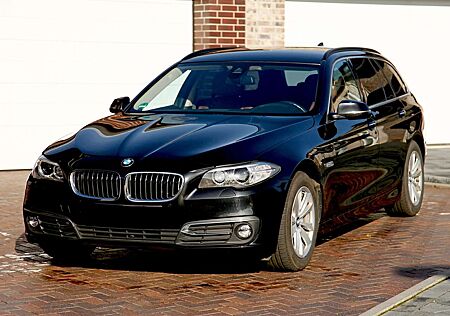 BMW 530d 530 xDrive Touring Aut. Luxury Line