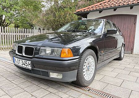 BMW 325i 325